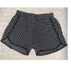 Molly Bracken Women Black Geometric Diamond Print Beaded Trim Dolphin Shorts